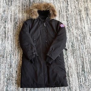 *NOT AUTHENTIC* Canada Goose Winter Jacket